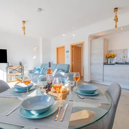 Kizi Lovely * Carvoeiro (Lagoa)